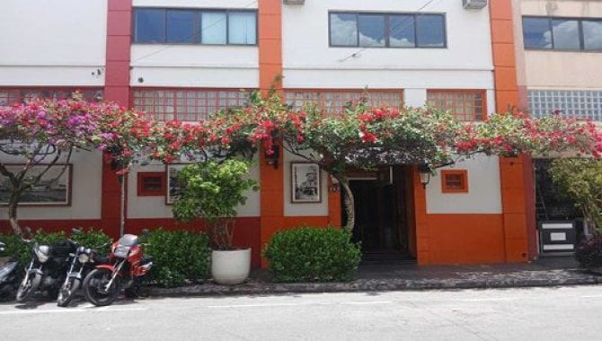 Prédio Comercial 336m² no Brás, São Paulo