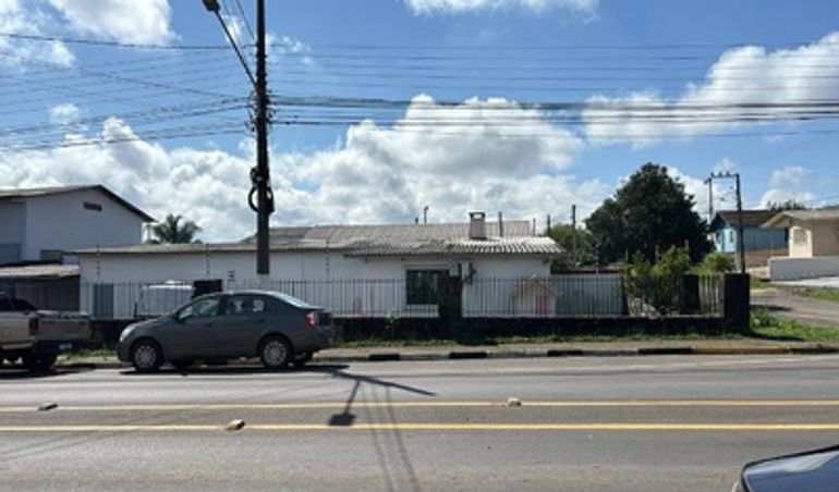 Terreno 337m² com potencial comercial em Santa Helena II