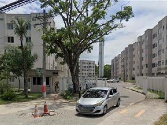 Apartamento com 2 quartos e 1 vaga em Santa Cruz, Rio de Janeiro