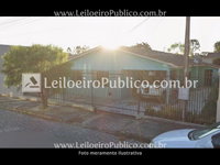 Casa com 55,36 m² em terreno de 600 m²