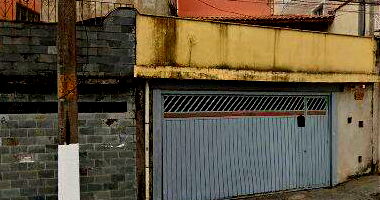 Casa com 2 quartos, 1 banheiro, 178.64m² terreno, 107m² construída