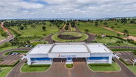 Terreno 700 m² com construção térrea inacabada de 220 m²