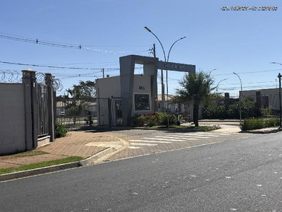 Casa 2 quartos, 2 banheiros e 1 vaga, 46,58 m²