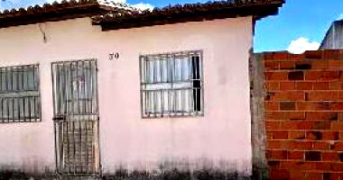 Casa com 2 quartos, 1 banheiro e 41,7m² área privativa