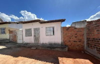 Casa com 2 quartos, 1 banheiro e 41,7m² área privativa