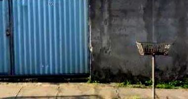 Casa com 2 quartos, 1 banheiro e 1 vaga de garagem