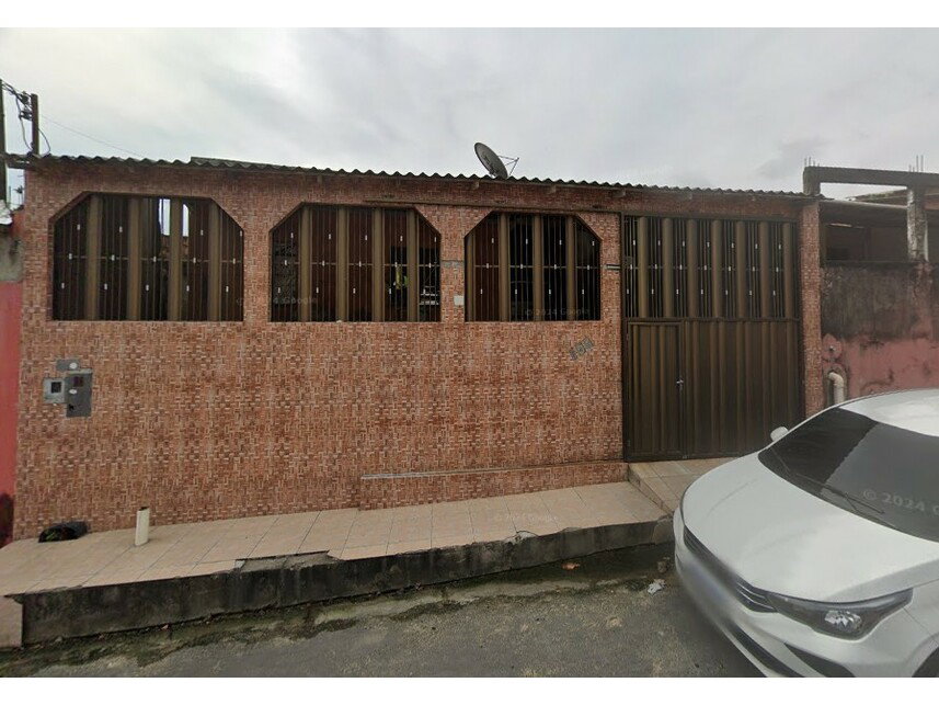Casa com 4 quartos e 2 banheiros em Jorge Teixeira, Manaus/AM