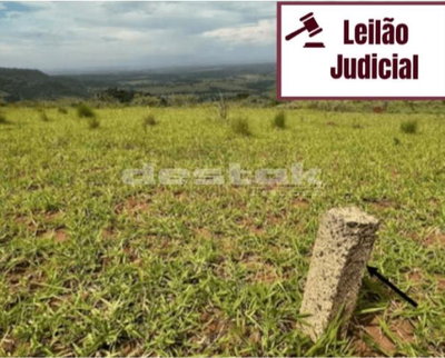 Fração Ideal de Terreno com 8.245,10 m²
