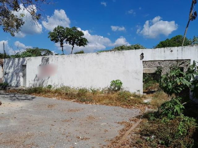 Casa com 3 quartos e 1 vaga em Chapadinha/MA