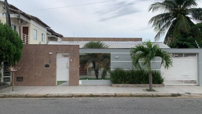 Casa com 2 quartos e 2 banheiros, 163 m², ocupada