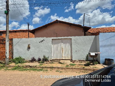 Casa 2 quartos, 1 banheiro e 42 m²