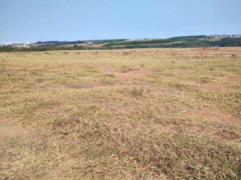 Terreno em Marília com 240m² - Oportunidade Sicoob