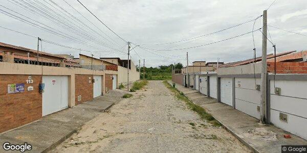 Casa com 2 quartos, 2 banheiros, 1 vaga e 80m² construída
