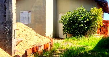 Casa com 2 Quartos e 1 Vaga no Jardim Aeroporto