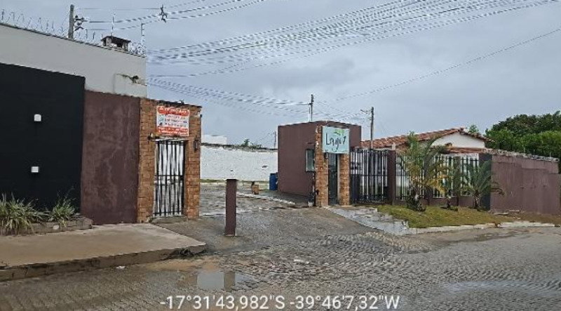 Terreno em Condomínio Fechado com 200m²