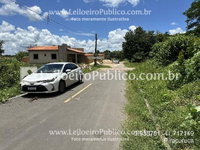 Casa com 2 quartos, banheiro, área de serviço e 70m² construída