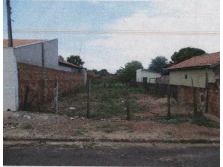 Terreno de 410m², ideal para investimento