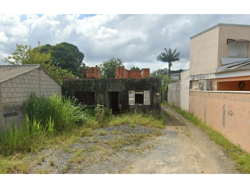 Sobrado Ocupado com 534,40m² de Terreno em Cajati/SP