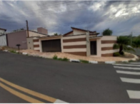 Casa com 386,98m² de área privativa em Itapira/SP