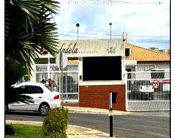 Apartamento com 2 quartos, 2 banheiros e 74m² privativos