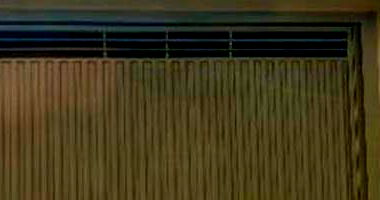 Casa padrão com 4 quartos, 1 banheiro, 1 vaga, área construída 158m²