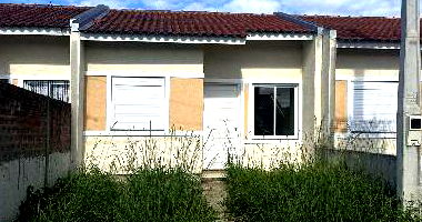 Casa com 2 quartos, 1 banheiro e 49,12m² área privativa