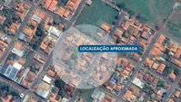 Casa e Imóvel Comercial em Terreno de 304 m²