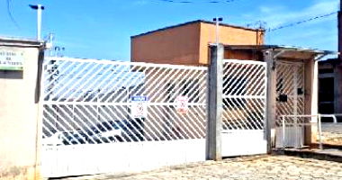 Apartamento com 2 quartos em Ferraz de Vasconcelos/SP