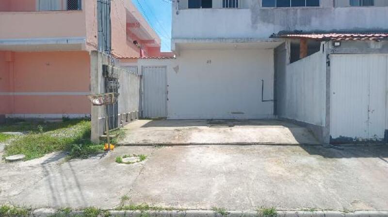 Casa com 2 quartos em Nova Iguaçu/RJ