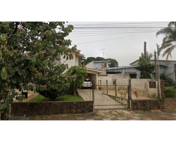 Prédio residencial espaçoso com 348 m² construídos