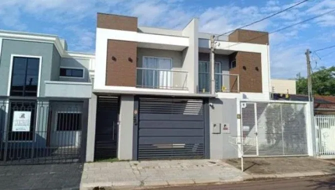 Casa espaçosa com 131 m² no bairro Canadá, Cascavel-PR