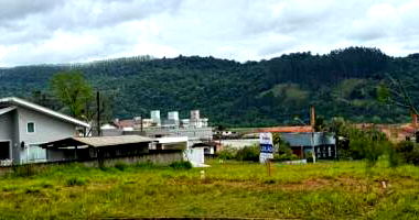 Terreno em Agronômica/SC com 606,29m²