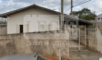 Residencial com 223m² de terreno e 115m² de construção