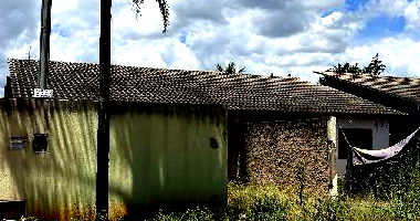 Casa 2 quartos, 1 banheiro, 1 vaga, 56,4m² construída, terreno 210m²
