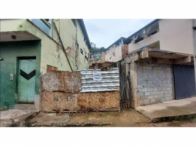 Terreno com garagem em Manhumirim/MG