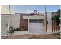 Casa padrão ocupada com 1 vaga e 92m² construída