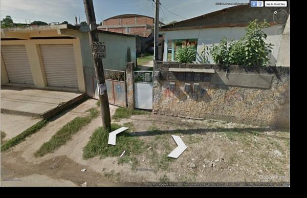 Casa com 2 quartos, 46m² de área privativa e terreno de 600m²