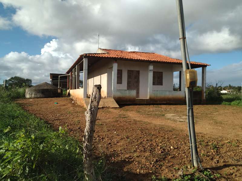 Propriedade Rural com Casa Simples em Simão Dias/SE