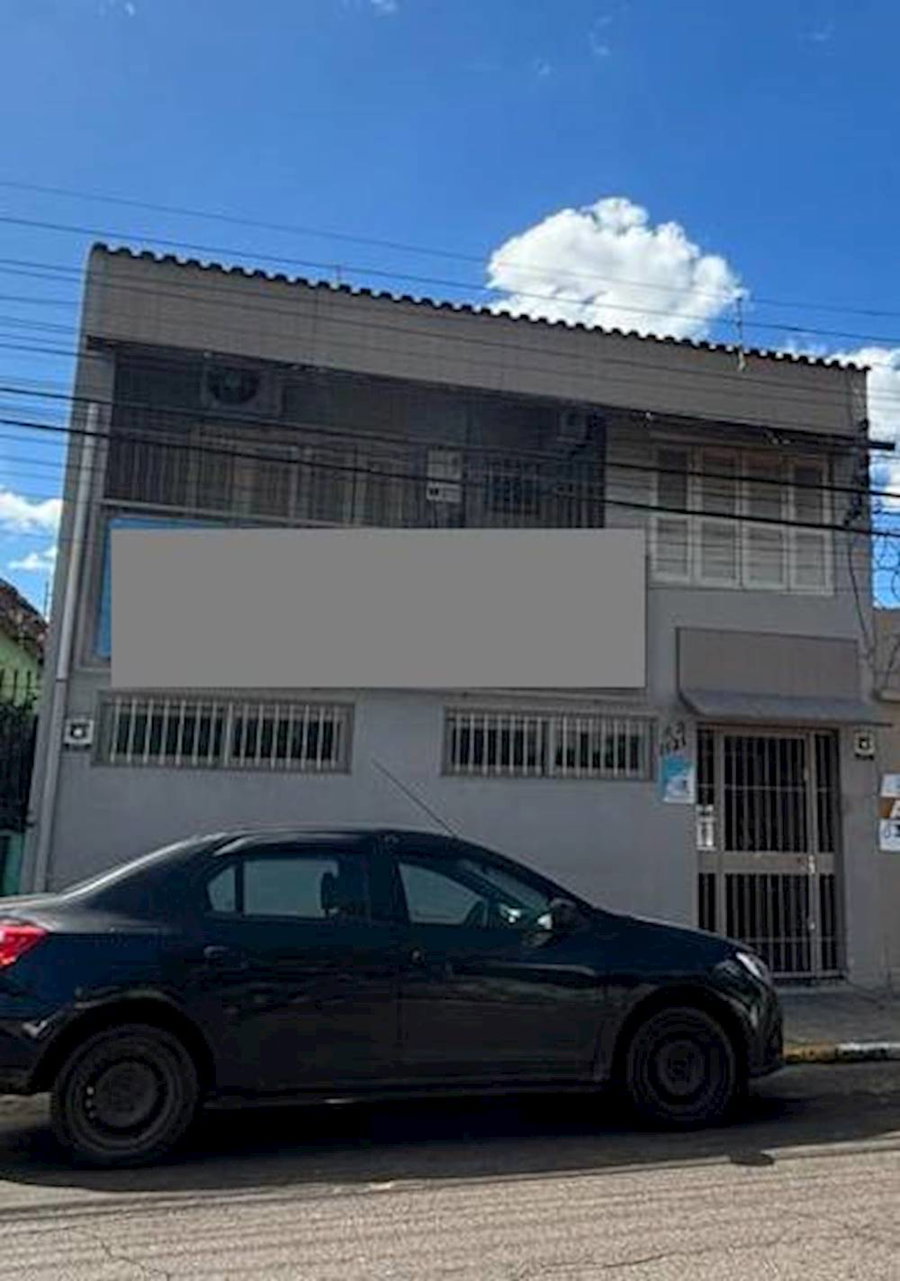 Casa Ocupada no Centro com 154m² de Área Construída