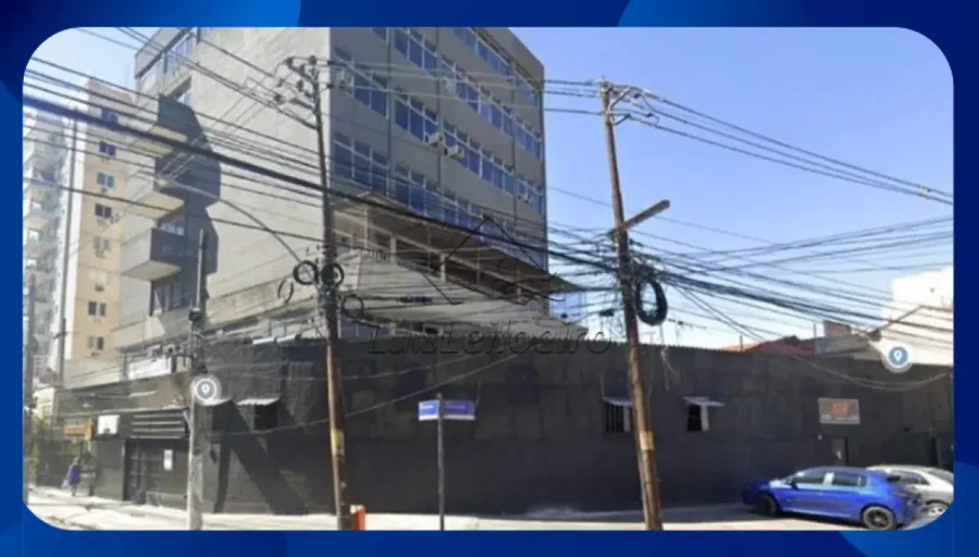 Prédio Comercial de 7 Andares com 4.000m² de Área Construída