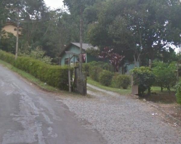Casa com 3 Quartos e 2 Vagas em Amparo