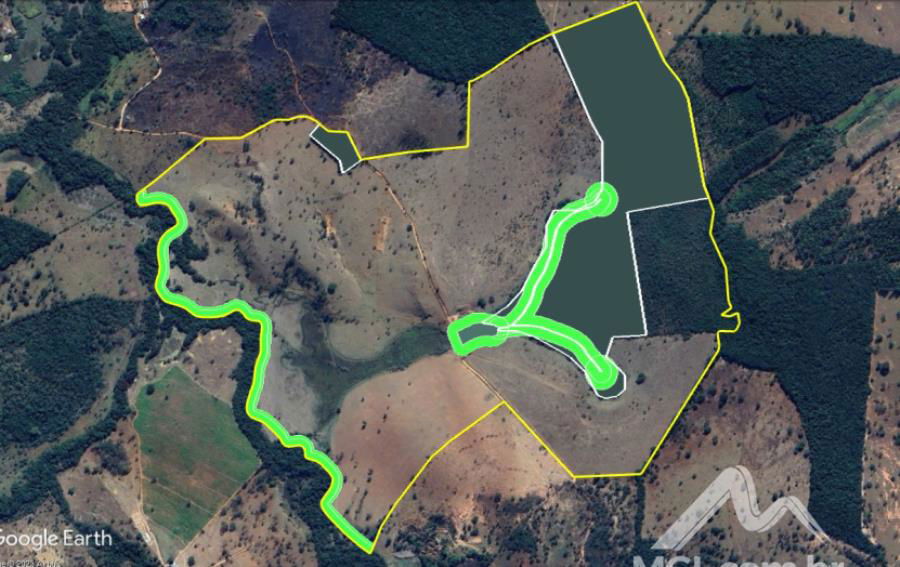 Fazenda de 155,87 hectares em Itaúna/MG