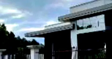 Casa em leilão com 170m² construída e 630m² de terreno