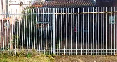 Casa em Fazenda Rio Grande com 3 quartos