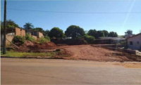 Terreno urbano de 675m² no Centro de Mariluz