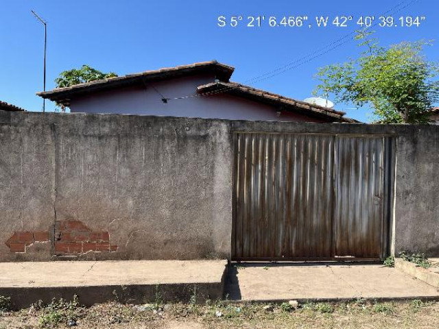 Casa com 2 quartos em Demerval Lobão/PI