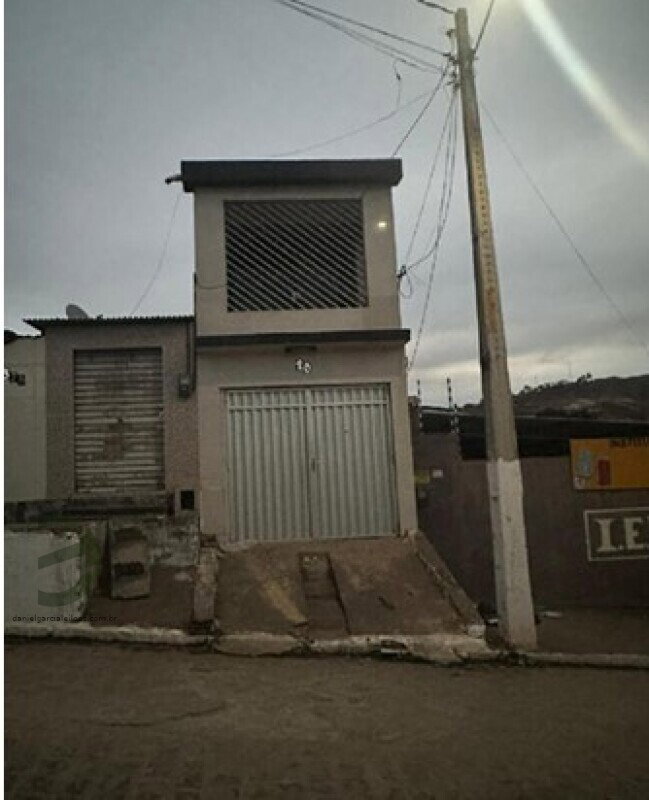 Casa com 2 Quartos e 1 Vaga em Camutanga - PE