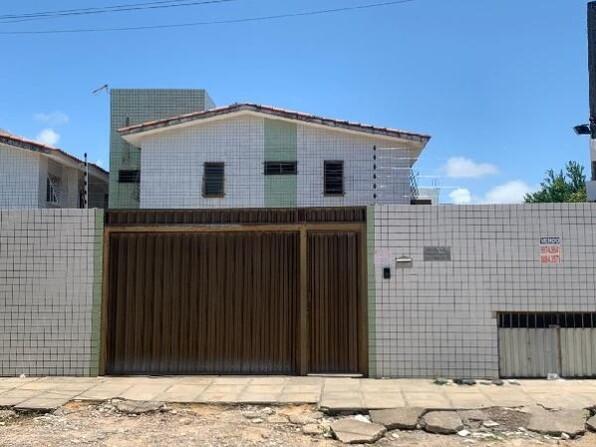 Casa com 2 quartos, 2 banheiros, 51m² área privativa, 1 vaga