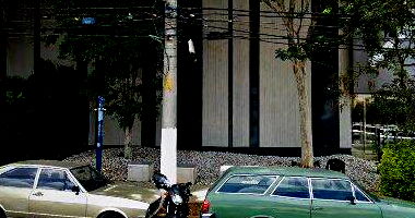 Apartamento padrão com 1 vaga e 70m² construídos, ocupado