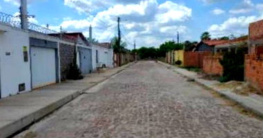 Casa Ocupada com 333m² em Batalha/PI